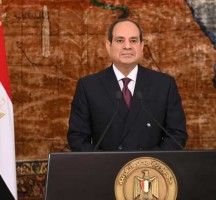السيسي يفتتح قاعدة عسكرية بحرية