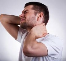 متى يكون ألم الرقبة خطير