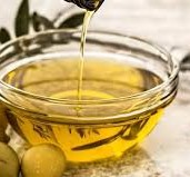 فوائد زيت الزيتون للشعر
