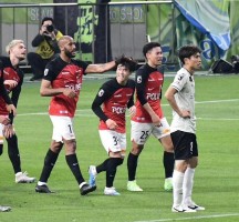 هدف اوراوا في الهلال