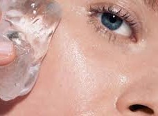 فوائد الثلج للبشرة