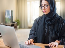 وثيقة العمل الحر لغير السعوديين 2023