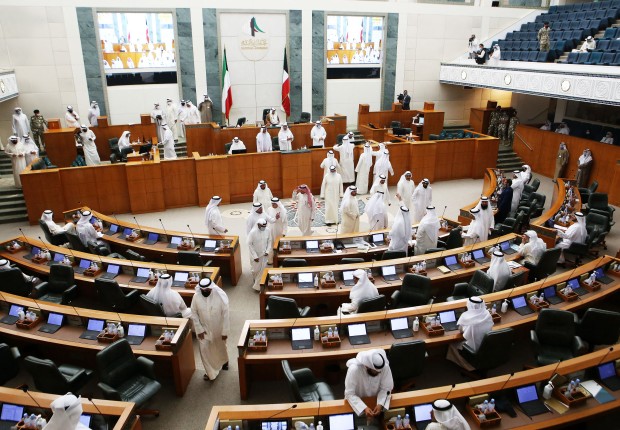 الكويت.. بأغلبية 31 عضوا يرفع الحصانة عن شعيب المويزري