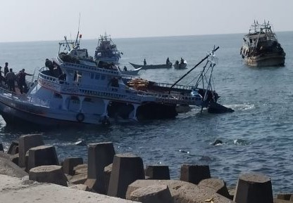 مصر.. البحث عن صيادين غرقوا في دمياط
