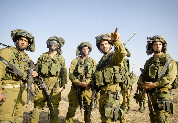 الاحتلال يقيل ضابطين بعد استشهاد مسن فلسطيني