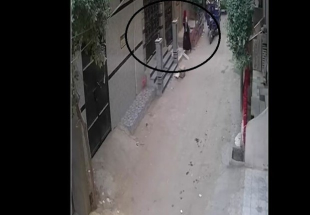 فيديو صادم لسيدة تشعل