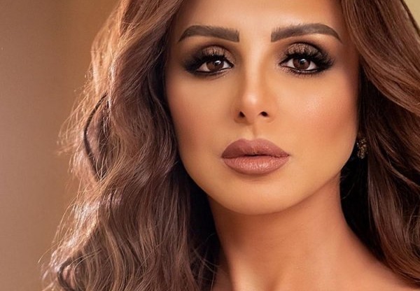 الفنانة أنغام