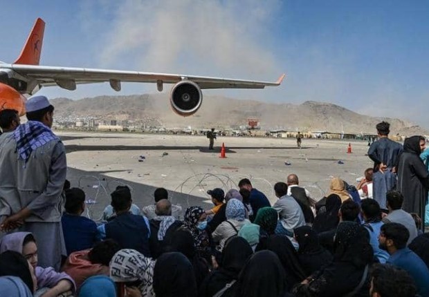 مقتل 7 مدنيين أفغان قرب مطار كابل
