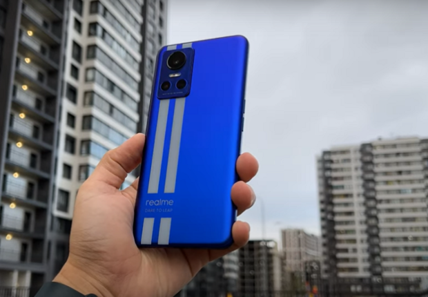 Realme تطلق هاتف أندرويد بميزات وقدرات شحن فائقة