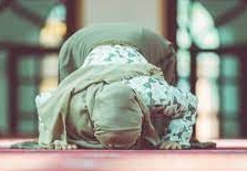 موعد اذان الظهر اليوم في القاهرة