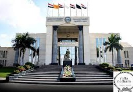 جامعة مصر للعلوم والتكنولوجيا