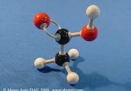 يحضر حمض الخليك صناعيا من