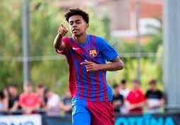 من هو اللاعب لامين يامال
