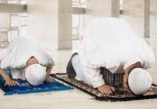 هل يجوز صلاة العشاء بعد الساعة 12