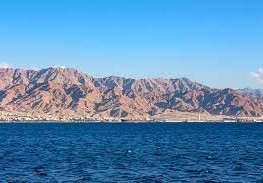 لماذا سمي البحر الاحمر بهذا الاسم