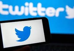ماسك: اشتراك Twitter Blue المدفوع بات متاحا للمستخدمين في كل العالم