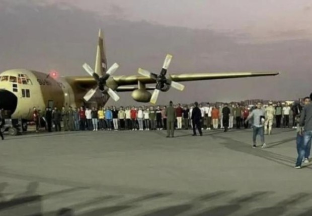 عوده الجنود المصريين من السودان
