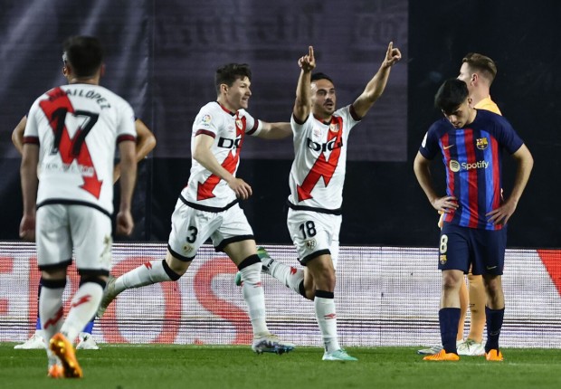 رايو فاليكانو ضد برشلونة