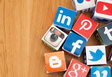فوائد التواصل الاجتماعي