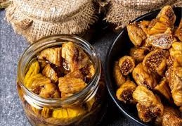 فوائد التين المجفف مع زيت الزيتون